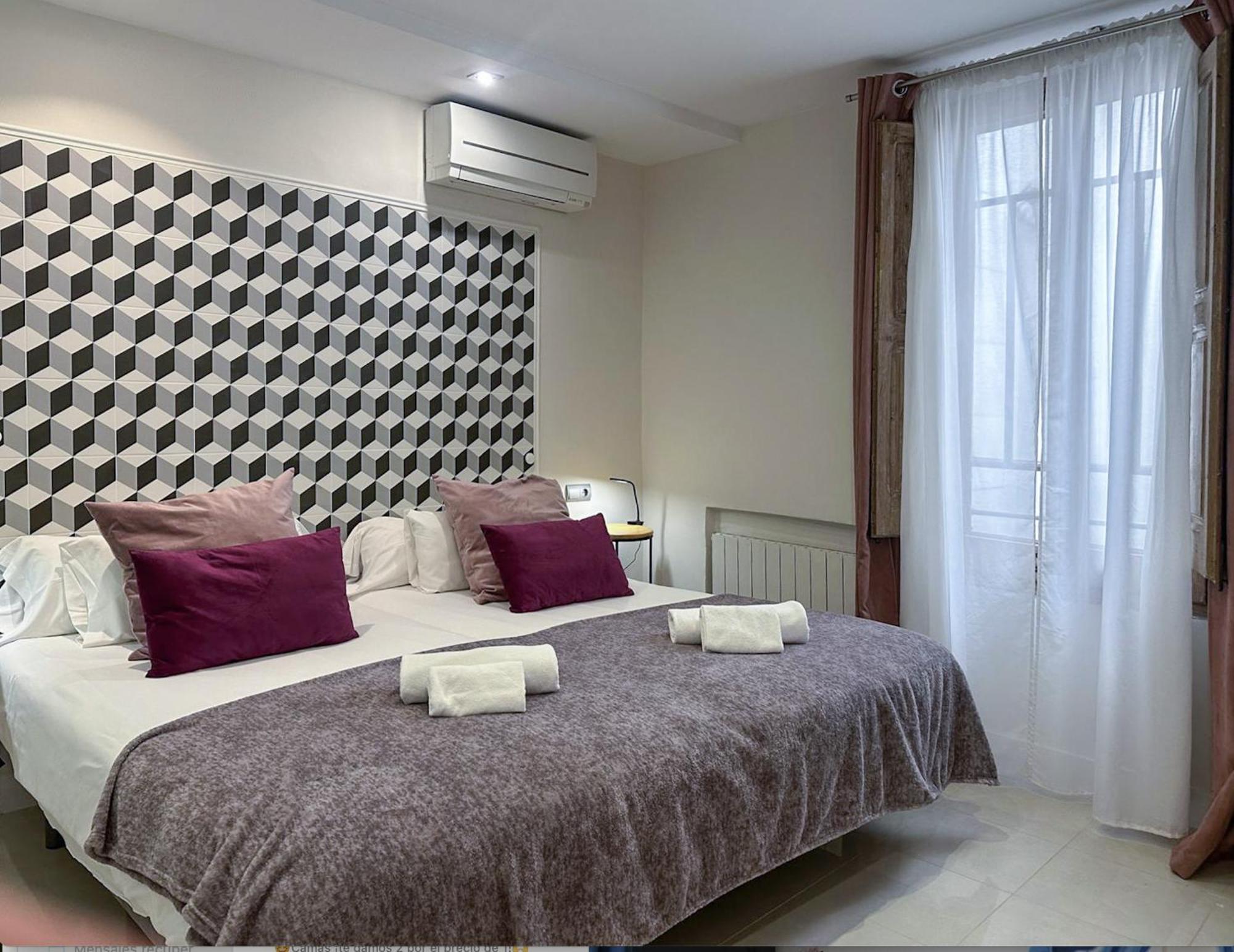 Apartament Colon Bcn 130 Mts 3 Dormitorios Port Vell บาร์เซโลนา ภายนอก รูปภาพ